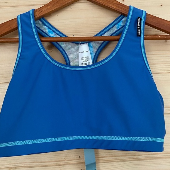 WAVE LIFE Women's Medium Vibrant Blue Marlin Reversible Style Razor Back Top - Picture 3 of 7